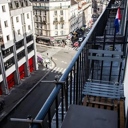 Appartamento Modern Apartment With View On Paris Roofs *